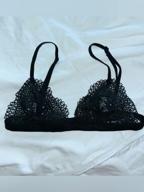 Victoria's Secret Black Crochet Lace Bralette